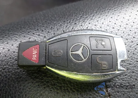 2012 Mercedes-Benz C 300 Luxury 4Matic/Sport 4Matic из США, поврежденный, VIN WDDGF8BB7CA643833